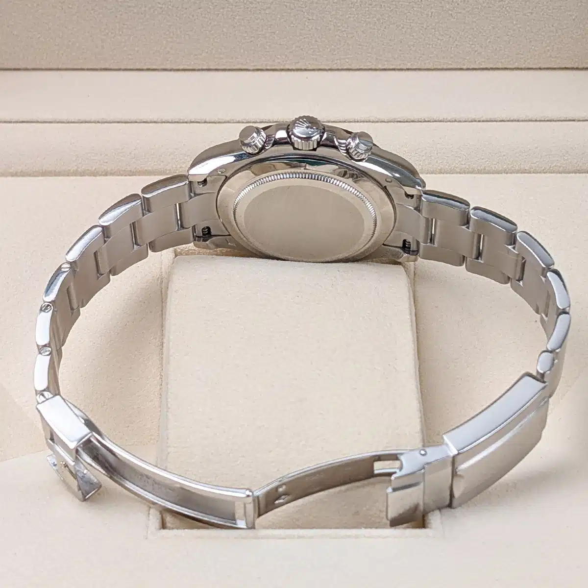 Rolex-116506-aft-4