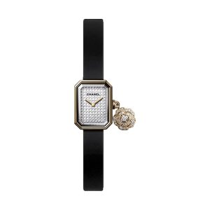 Chanel Premiere Extrait de Camelia 18K Yellow Gold Diamond Charm Limited Edition H6362