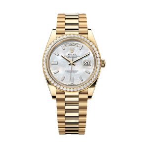 Rolex Day-Date 40 18K Yellow Gold Factory Diamond Bezel White MOP Diamond Dial President Bracelet 40mm 228348RBR